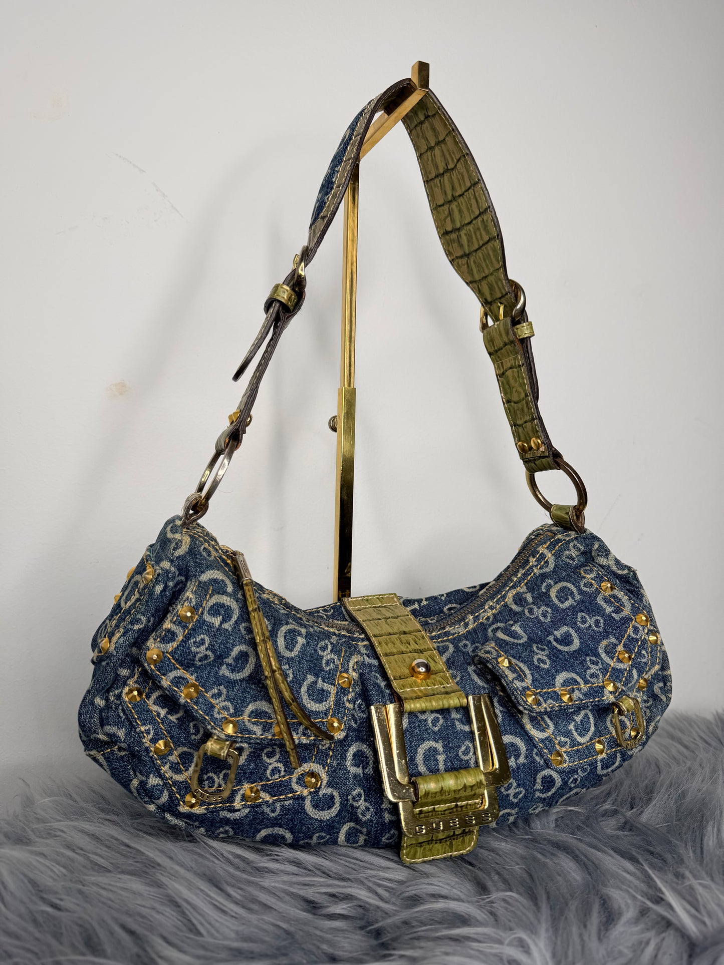 Guess Tasche Denim blau Jeans Gold Details
