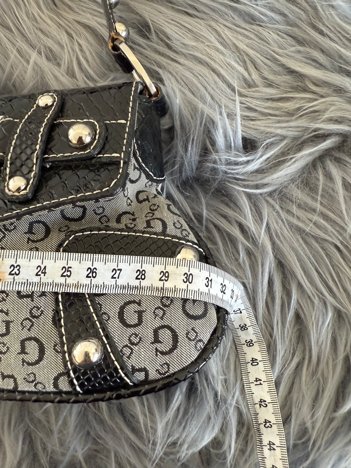 Guess vintage Tasche y2k rare grau schwarz