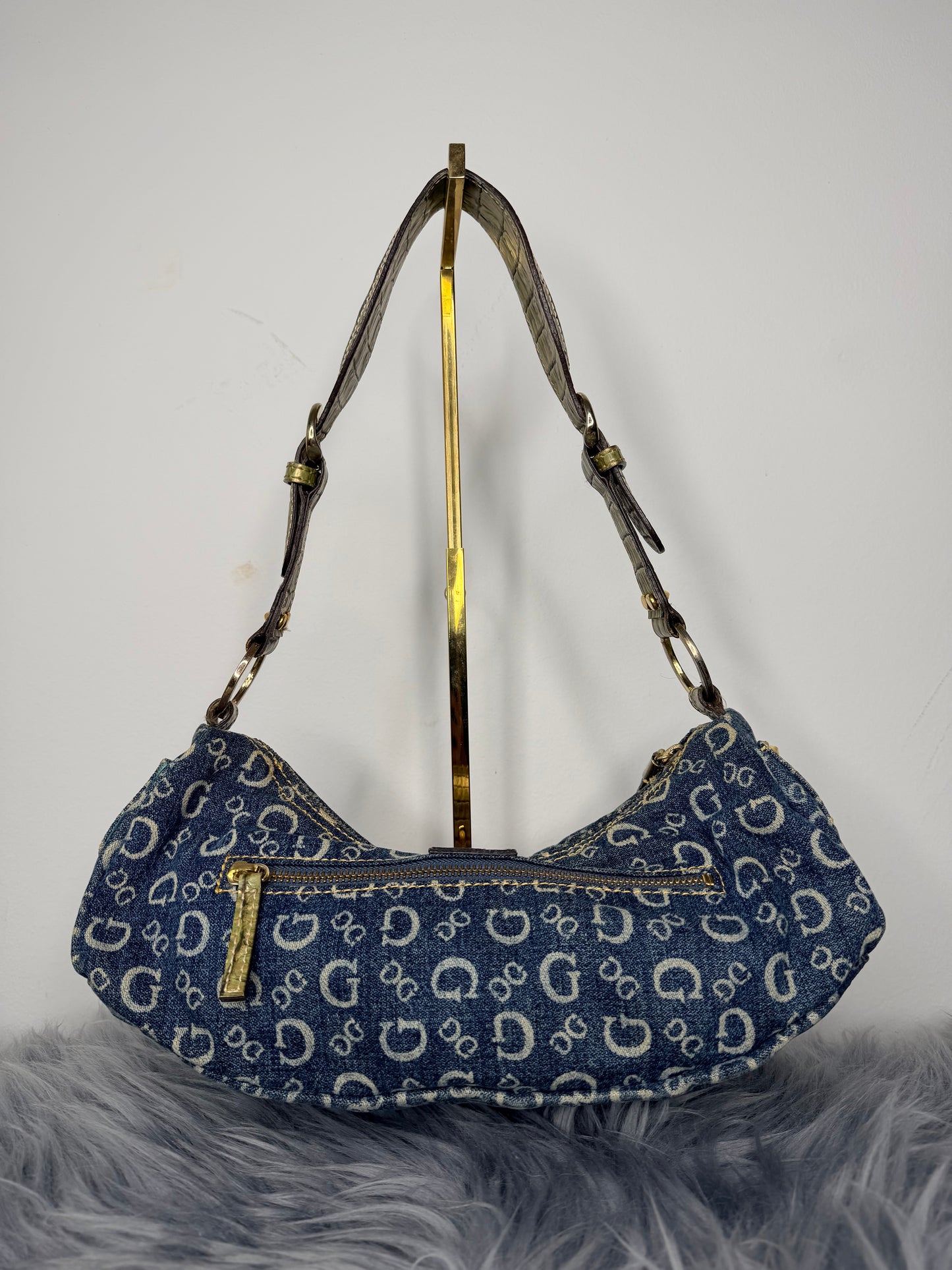Guess Tasche Denim blau Jeans Gold Details
