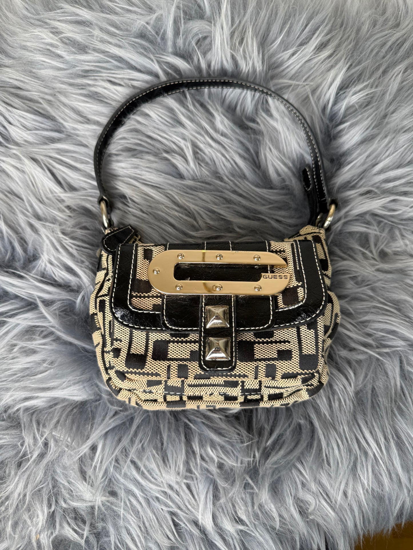 Guess vintage Tasche rare braun schwarz