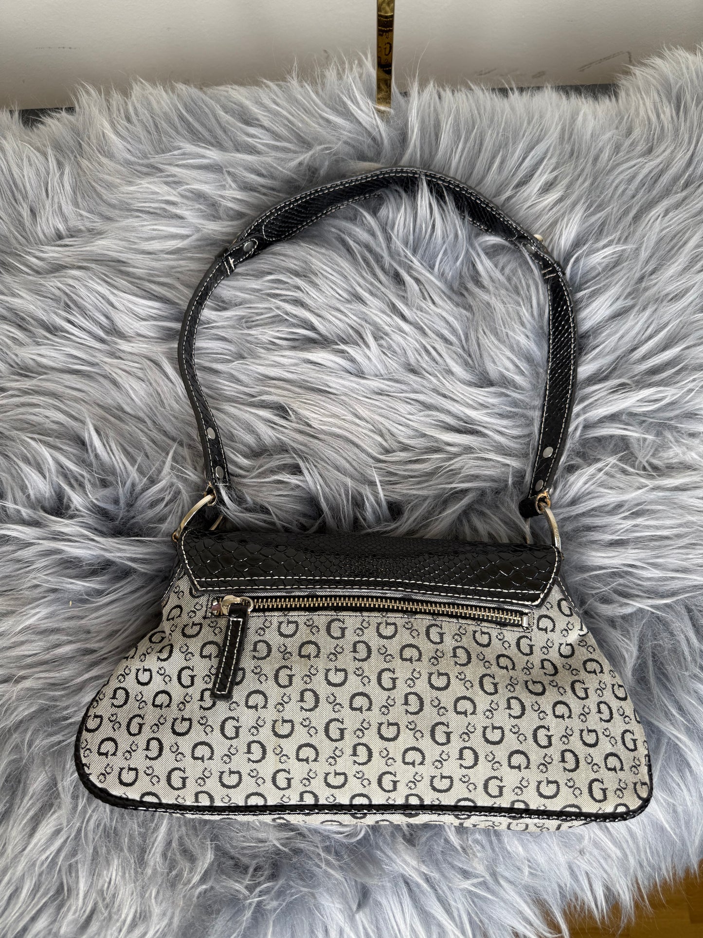 Guess vintage Tasche y2k rare grau schwarz