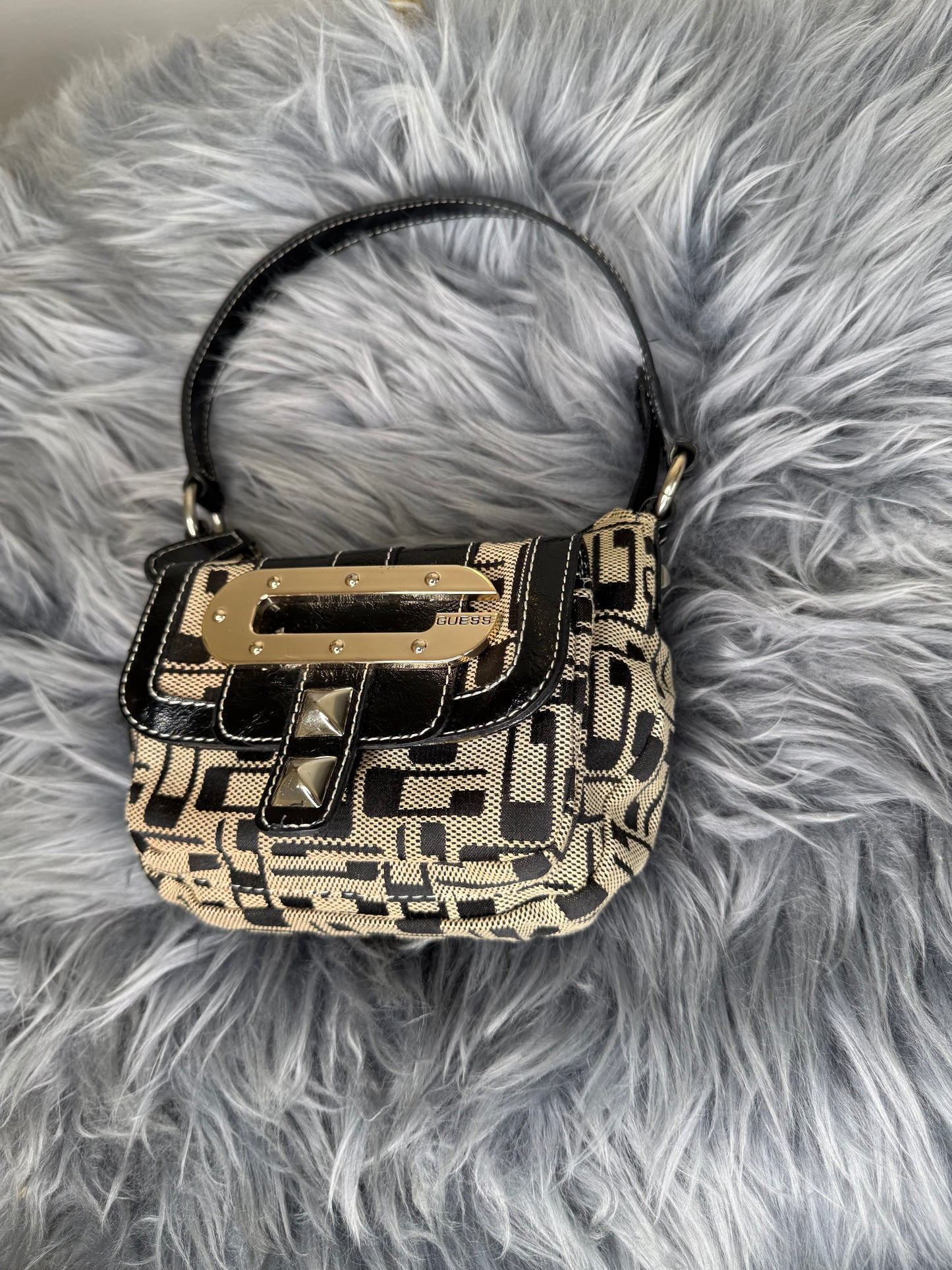 Guess vintage Tasche rare braun schwarz