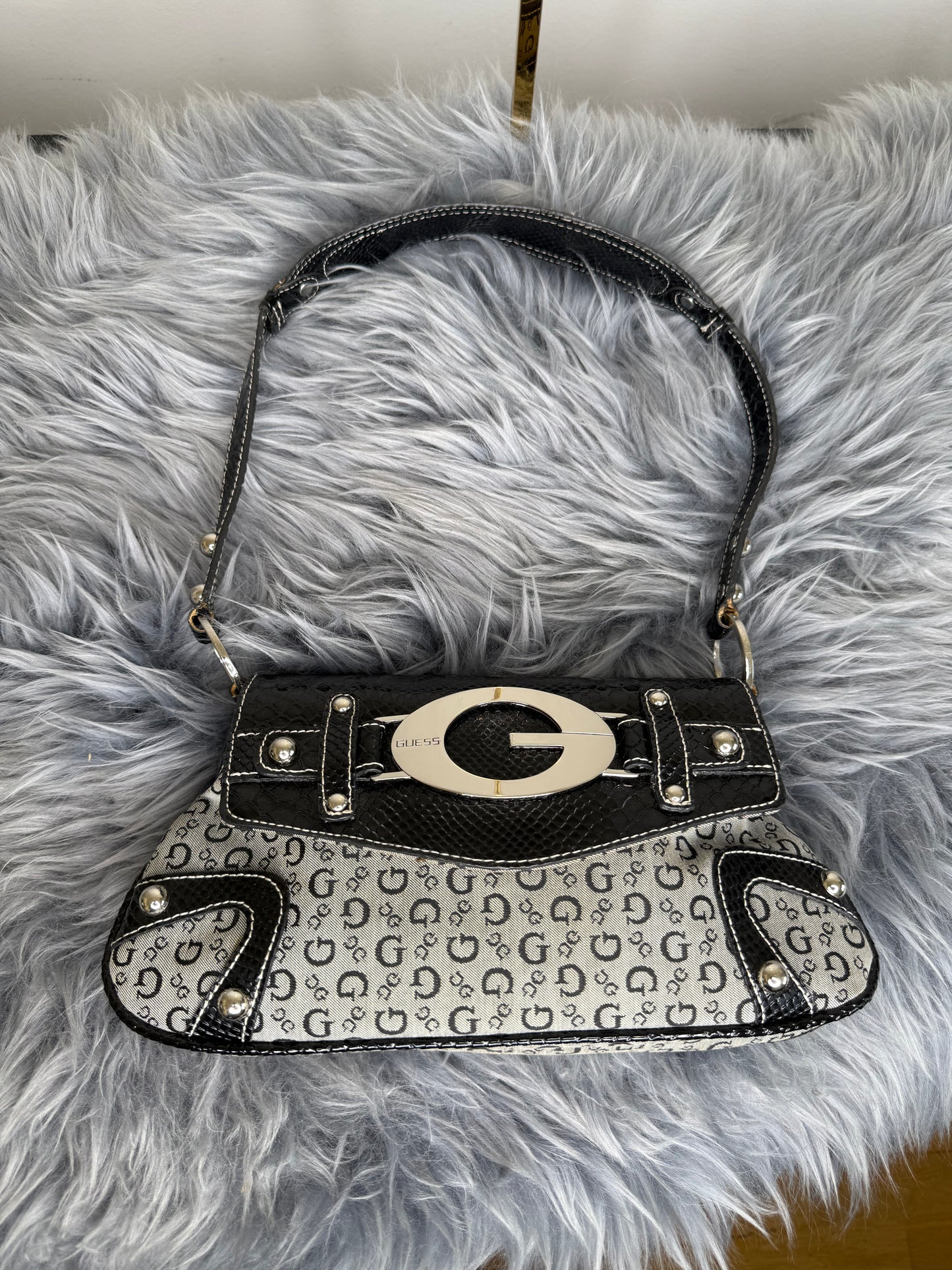 Guess vintage Tasche y2k rare grau schwarz